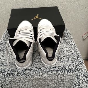 🩵🏀✨Nike Air Jordan 11 Retro Legend Blue XI ~Concord Space Jam 1